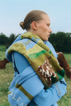 Laden Sie das Bild in den Galerie-Viewer, OLEANA x EDDA - Schal Kikki
