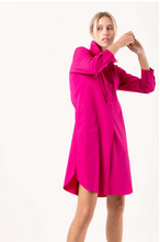 Laden Sie das Bild in den Galerie-Viewer, NEU! NARCISA Hemdblusenkleid in Pink

