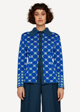 Laden Sie das Bild in den Galerie-Viewer, Neue Farbe SS23! Oleana Arne agryle Jacket in der Farbe Tennis
